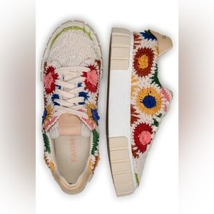 FARM RIO Womens Cream Crochet Artisanal Flower Flatform Sneaker Size 8
